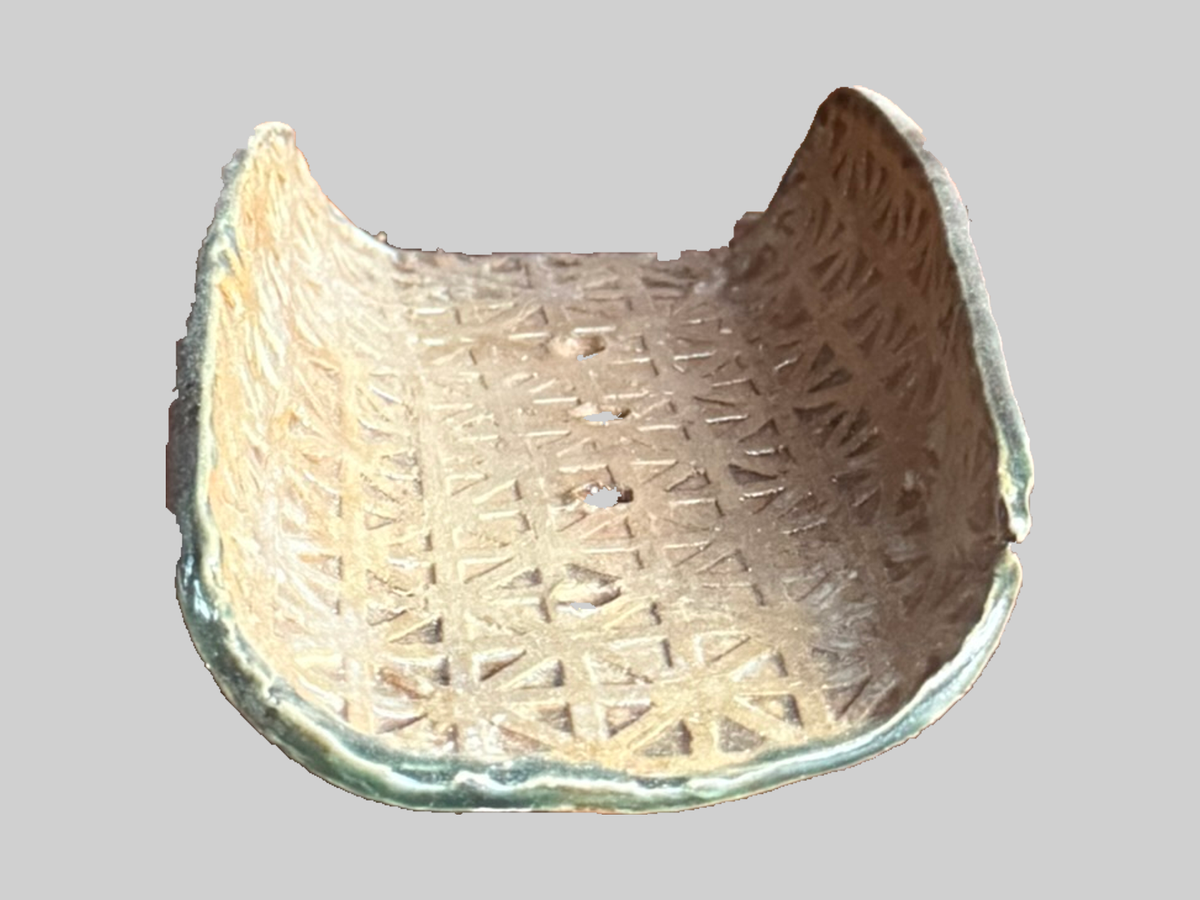 Forest Green Scroll-Sided Rectangular Pot — alternate exterior