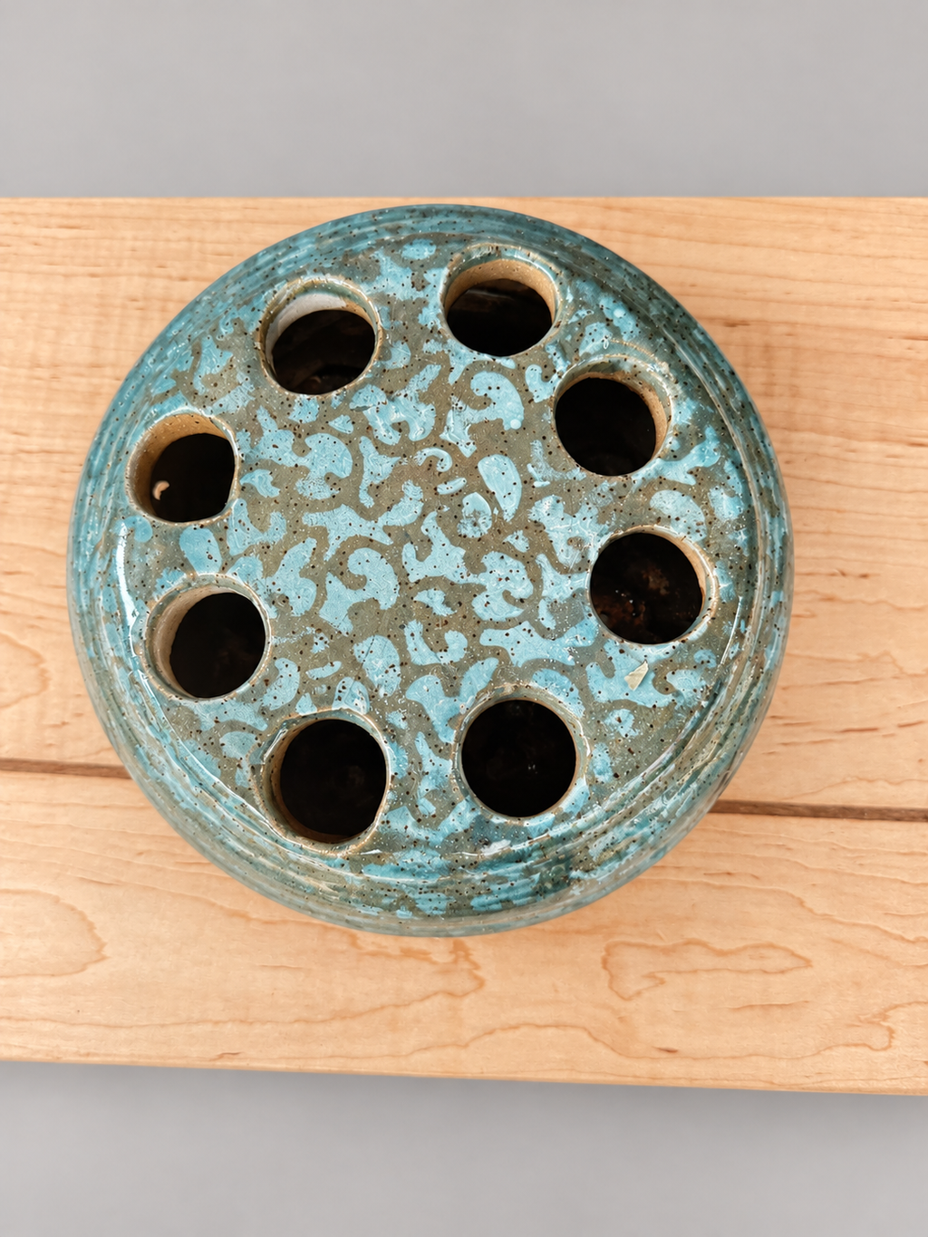 Turquoise Round Propagation Stand — top view without tubes