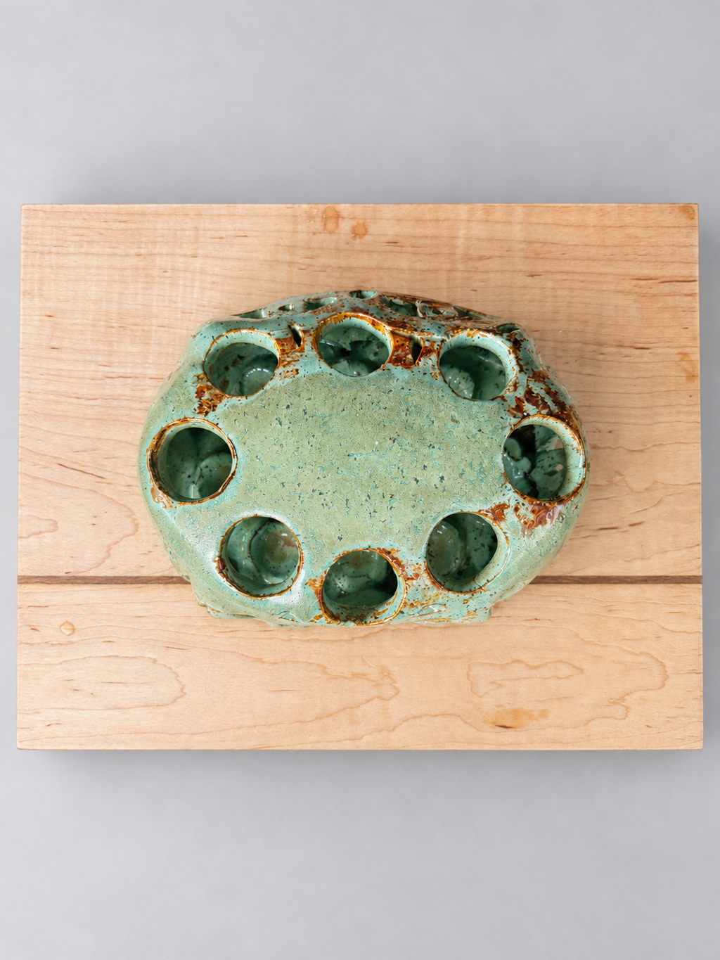 Celadon and oxide openwork Propagation Stand — top view without tubes